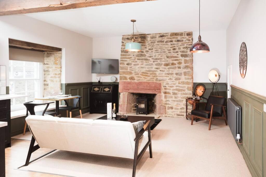 The Bankers Quarters - 2 *